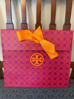 NWOT Tory Burch Pink Purple Orange Geometric Envelope Gift Bag w/ Orange Bow